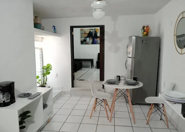 Hotel Cozy In The Heart Of Zihuatanejo